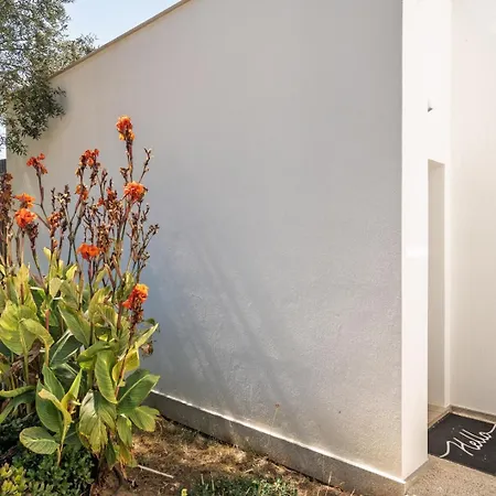 The Hideway, Peaceful Energy & Modern Comfort! Holiday home Santo Isidoro