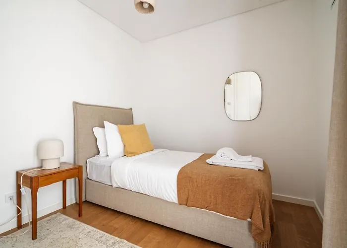 The Hideway, Peaceful Energy & Modern Comfort! Dom wakacyjny