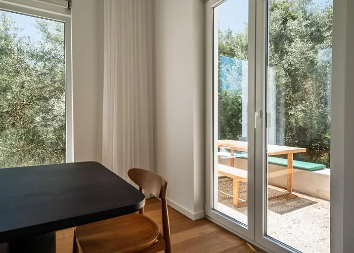 The Hideway, Peaceful Energy & Modern Comfort! Dom wakacyjny